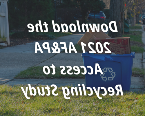 路边垃圾桶里的披萨盒和纸板箱. 文字说下载2021 <a href='http://78.ngskmc-eis.net/'>十大菠菜软件</a>获取回收研究